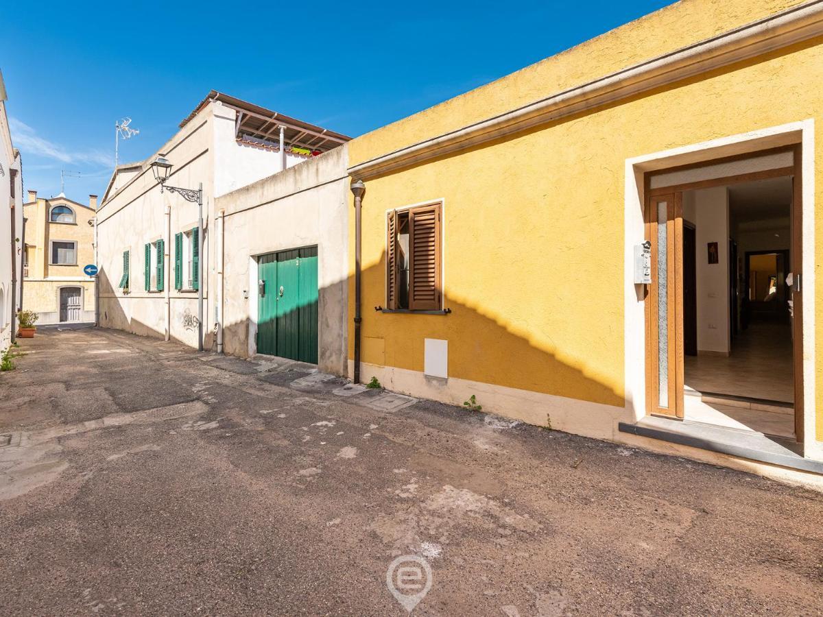 Lidia'S House Apartment Oristano Exterior photo