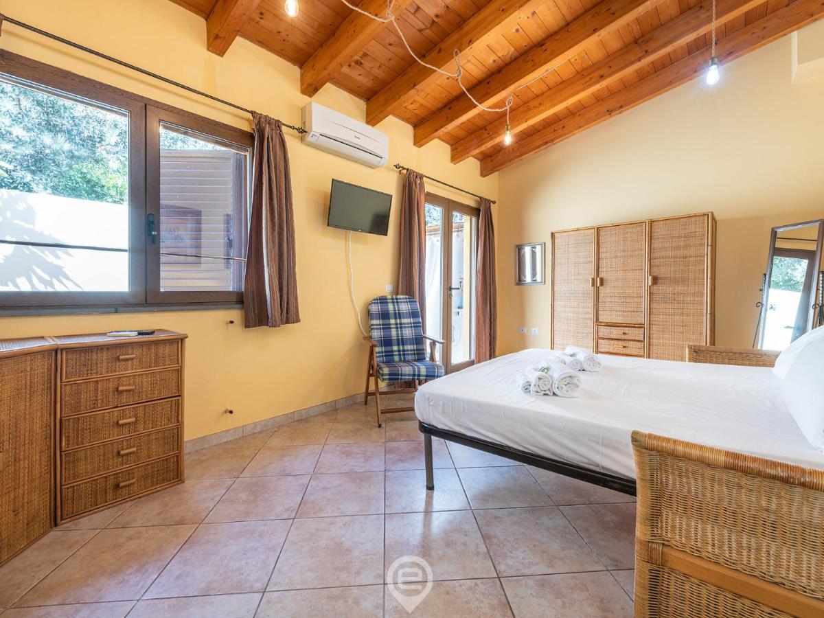 Lidia'S House Apartment Oristano Exterior photo